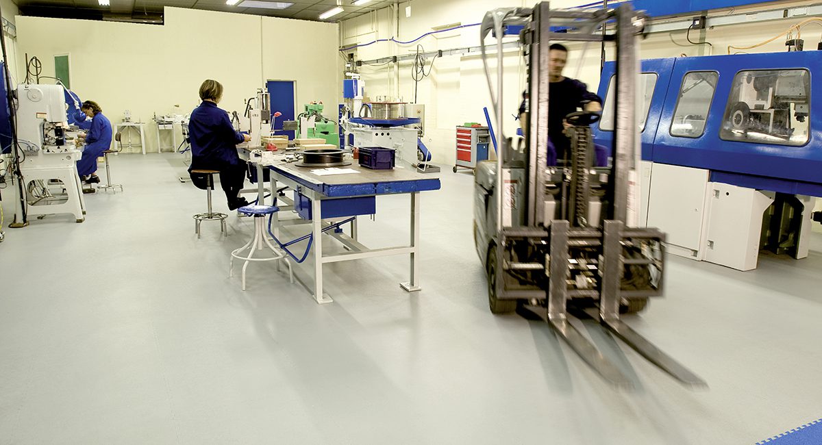 ما هي أرضيات الفينيل؟